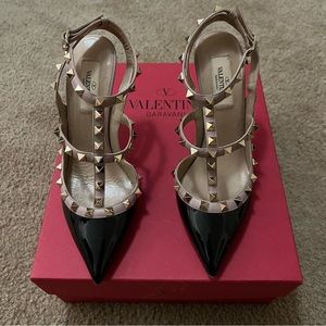 Valentino Rockstud Pumps Black Patent Leather size 37.5